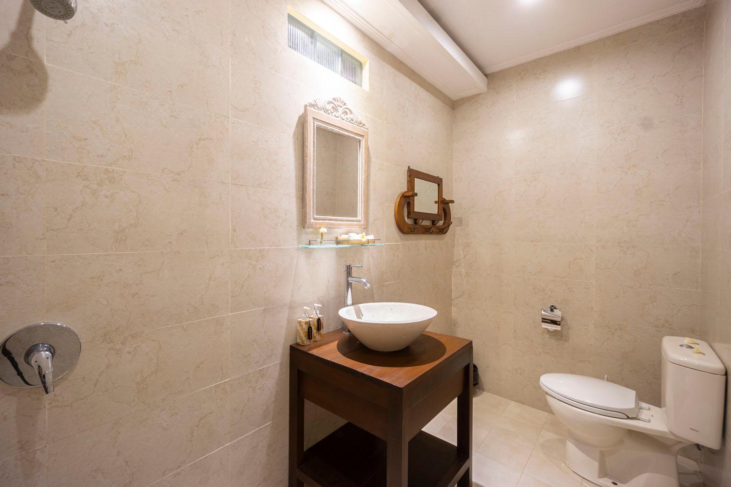 Newly Renovated 3br Cozy With Private Pool